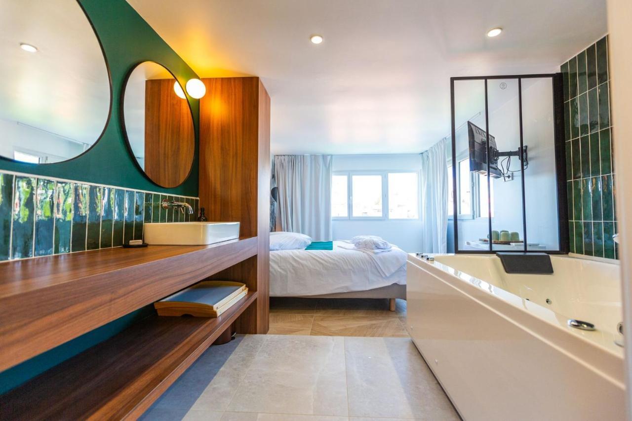 Love Room Du Mont D'Or - Baignoire Spa - Minibar Offert Marseille Eksteriør billede