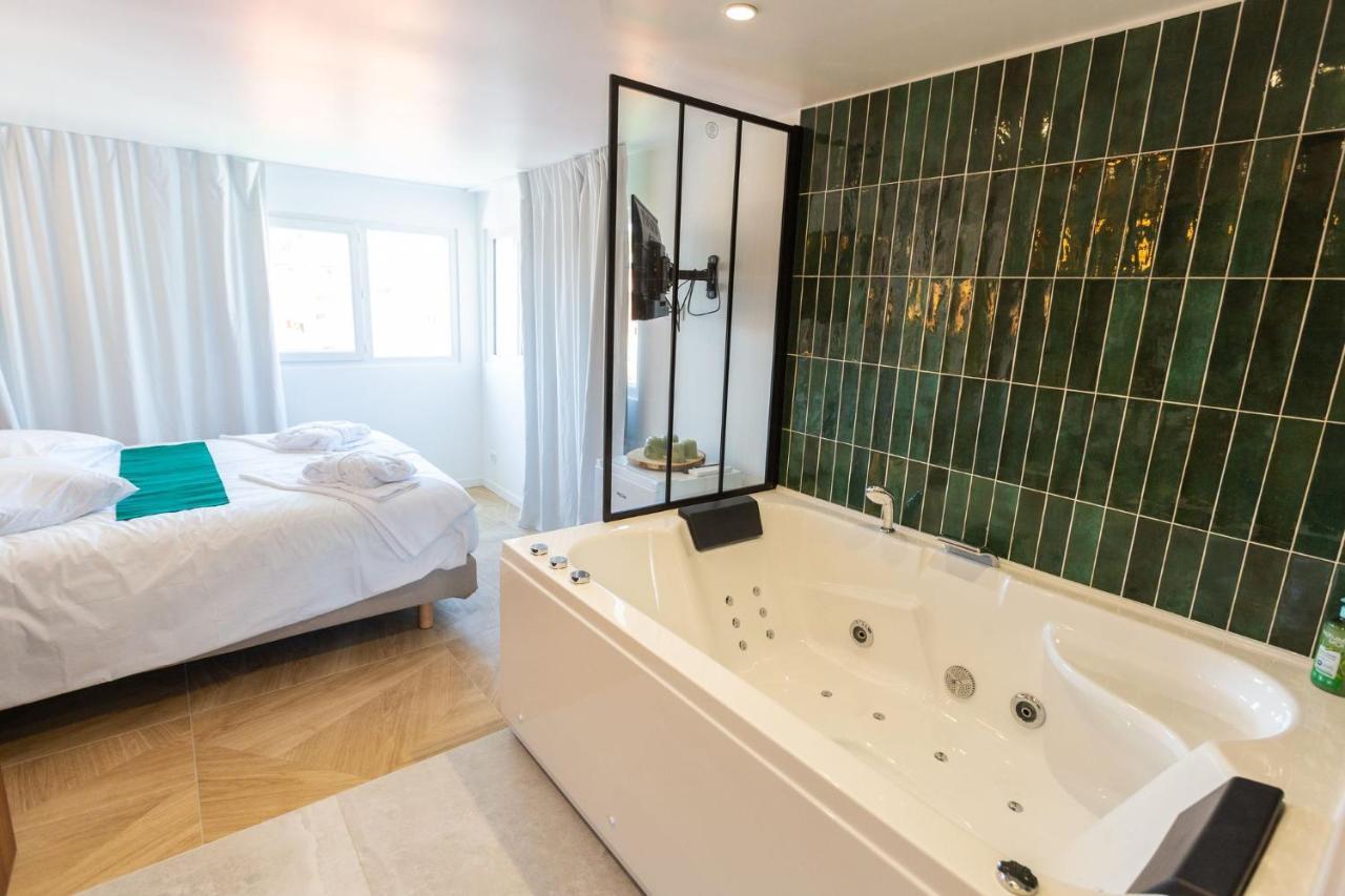 Love Room Du Mont D'Or - Baignoire Spa - Minibar Offert Marseille Eksteriør billede